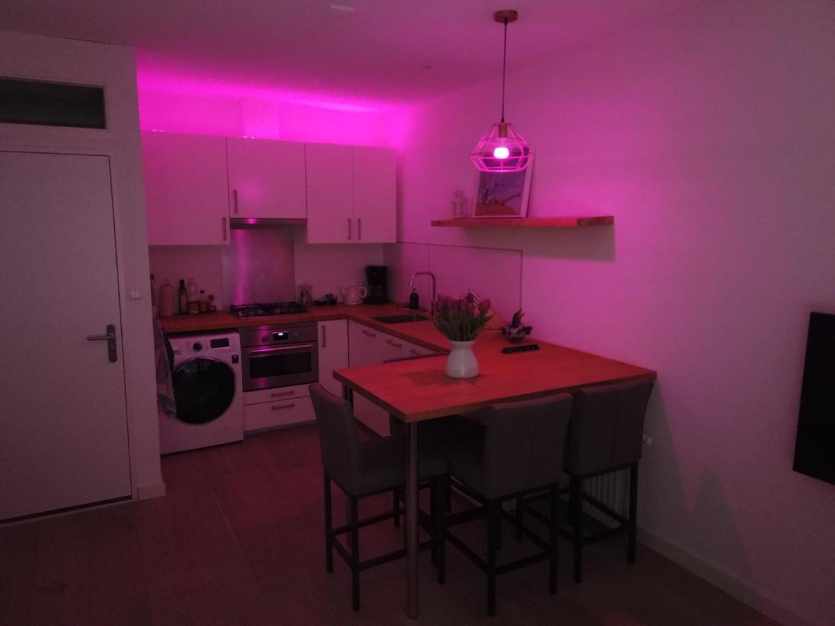 2-Room Apartment + 2 E-Bikes Alkmaar Ngoại thất bức ảnh